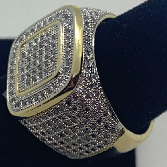 Luxury Style ICED Statement Ring 18k Gold ... - Picture 6 of 14